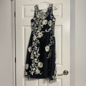 Women’s dress